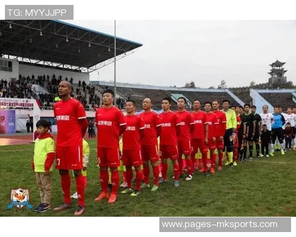 老里战绩不佳引发讨论部分老教练如何适应时代变迁与新生代挑战 老里战绩不佳引发讨论部分老教练如何适应时代变迁与新生代挑战