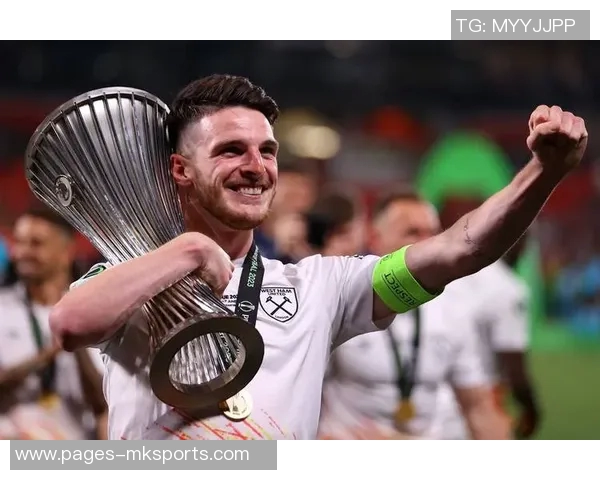 电讯报:枪手欲双签凯塞多与赖斯遭拒7000万报价未能如愿 电讯报:枪手欲双签凯塞多与赖斯遭拒7000万报价未能如愿