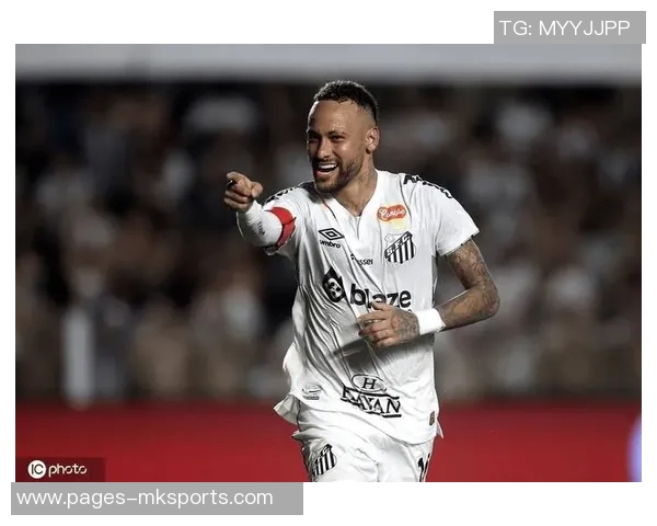 内马尔激情庆祝桑托斯末轮胜利成功保级深情告白桑托斯我永远爱你